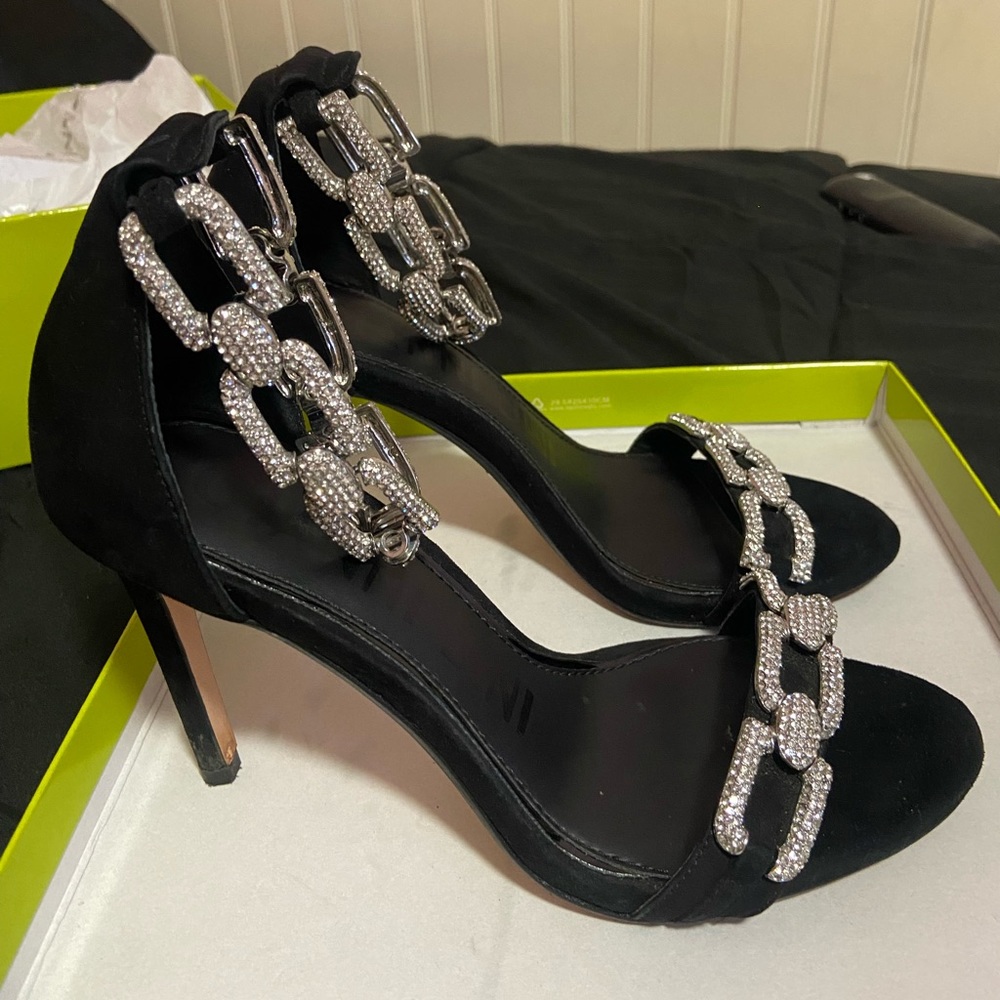 7.5 black and silver GIANNI BINI heels in the style VIVVIA